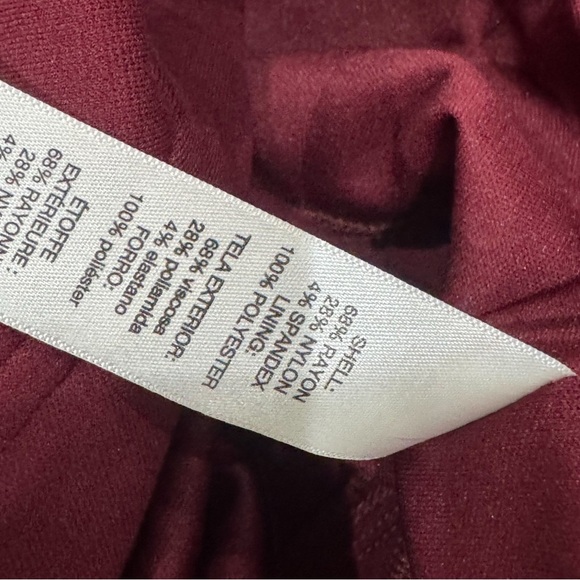 WHBM short sleeve burgundy sheath dress ❤️ - Picture 7 of 7